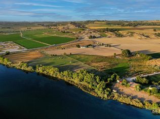 20056 Sunny Slope Rd, Caldwell, ID 83607