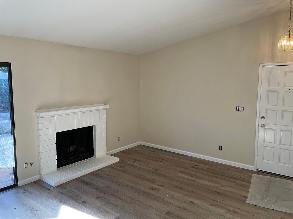 1st image of 25787 Covala Ct