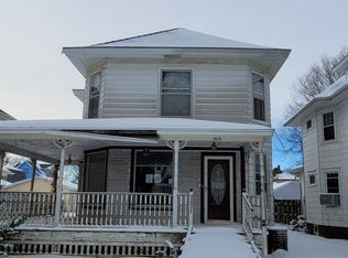 1819 15th St, Moline, IL 61265