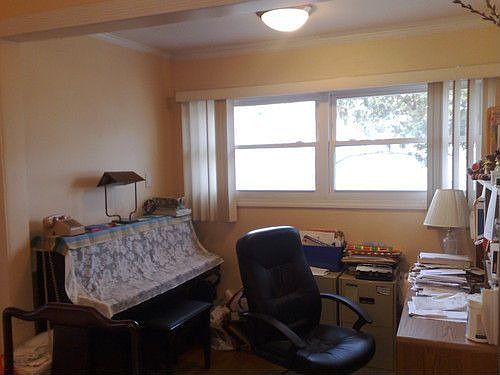 1st image of 15235 Roosevelt Ave