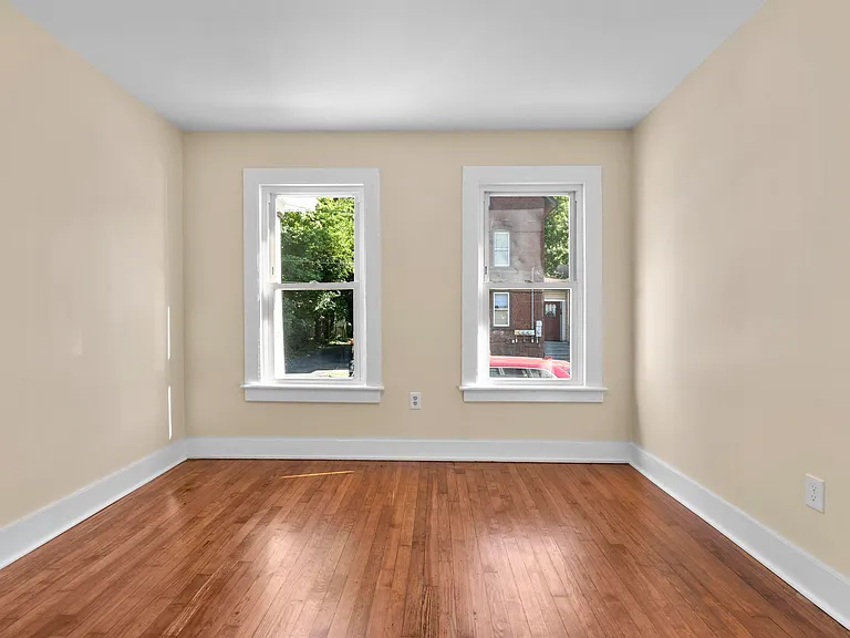 15 Garden St #1 — Photo 6