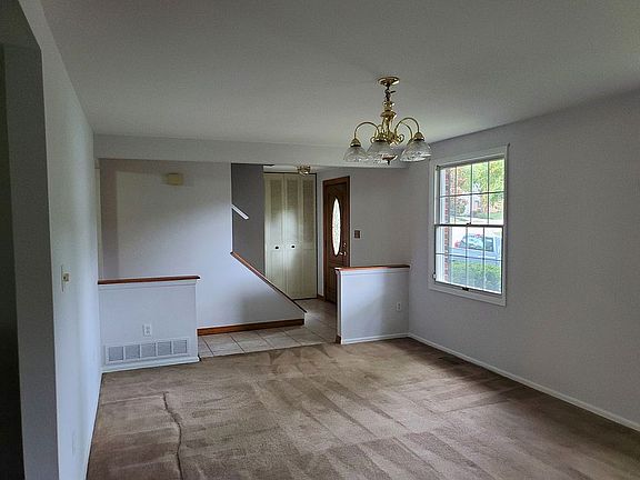 4th image of 4477 Elmshaven Dr