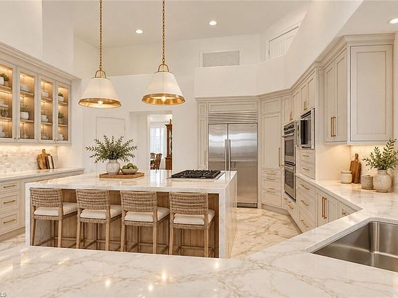 3rd image of 6020 Green BLVD