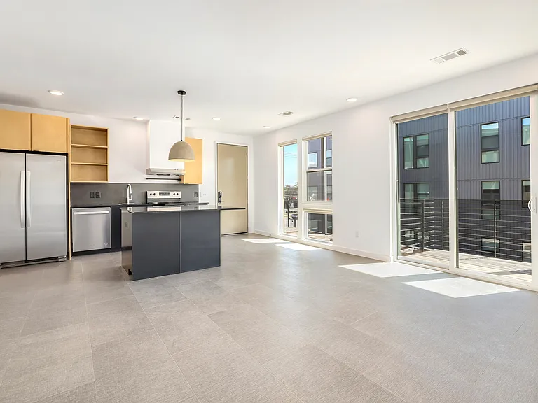 South Yard Lofts — Photo 10