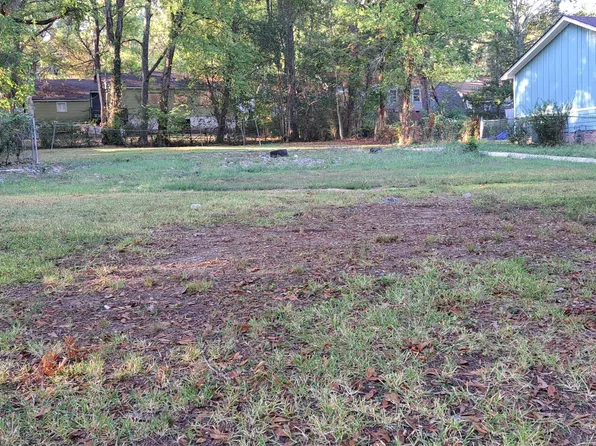 755 Cedarhurst Rd #11, Jackson, MS 39206