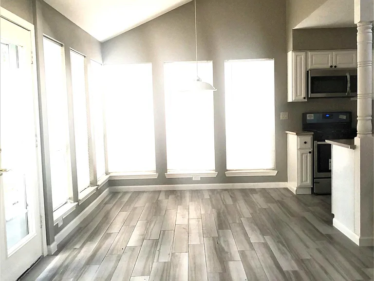 15810 Tumbling Rapids Dr — Photo 12