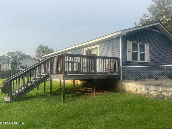 5th image of 203 Sisson Dr