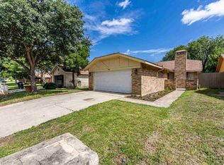 304 Montana St, Laredo, TX 78041