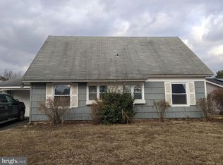 43 Bayberry Ln, Willingboro, NJ 08046