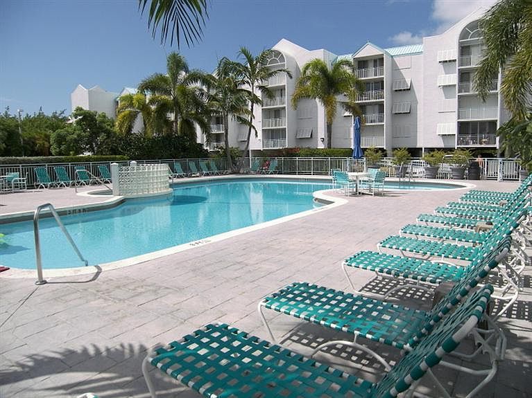 1st image of 3635 Seaside Dr APT 117