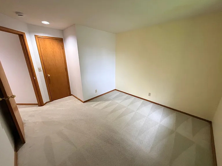 1835 NE 56th Ave — Photo 19