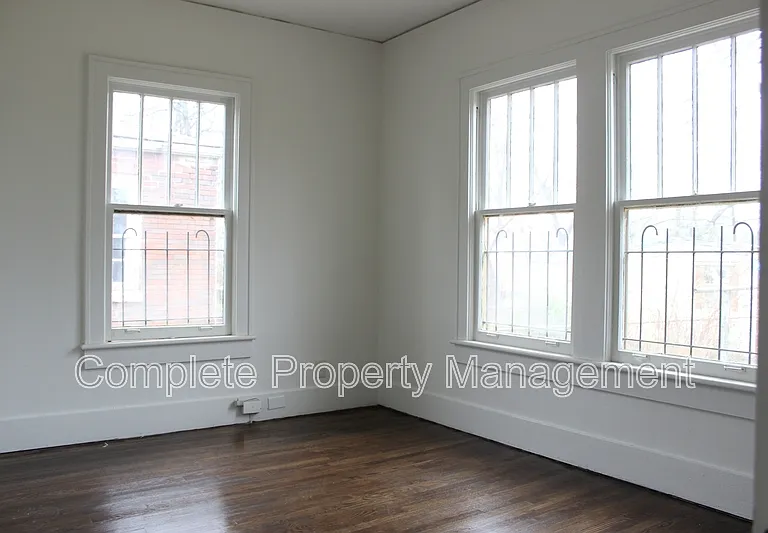 1412 Alabama Ave SW — Photo 5