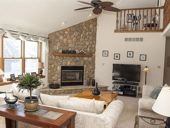 2nd image of 1118 Carlee Ann Ln