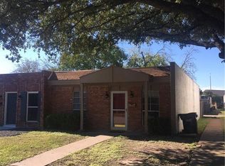 1702 Leona Dr, College Station, TX 77840