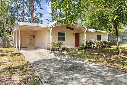 2620 NW 48th Pl Photo 1 2620 NW 48th Pl Photo 1
