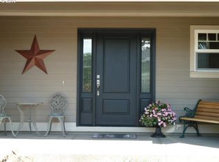 935 Hayes St, Mount Angel, OR 97362