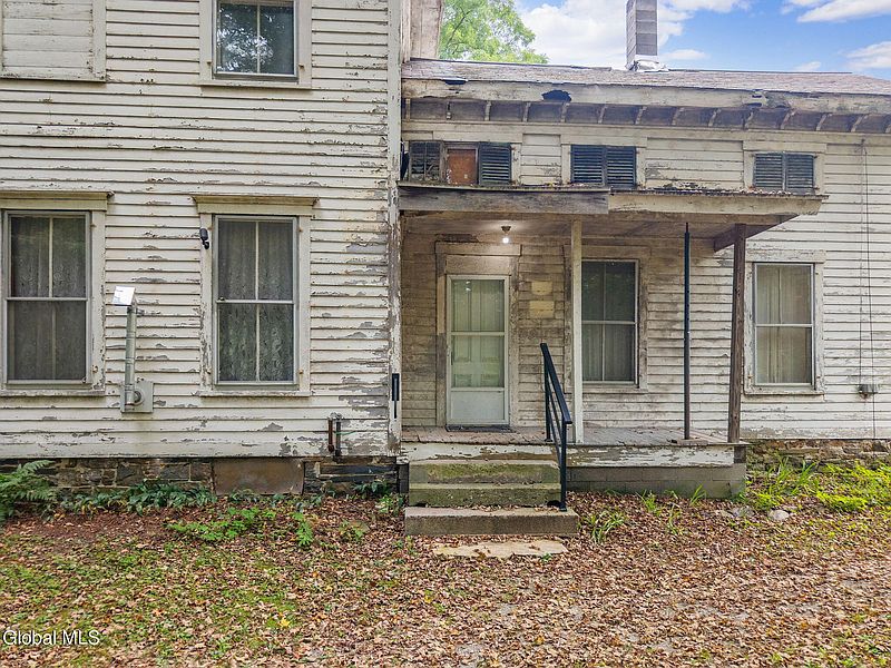 4th image of 288 Eagle Bridge Road