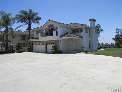 1st image of 18150 Canterbury Ct