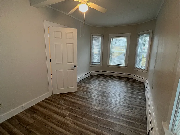 98-100 School St #100C — Photo 6