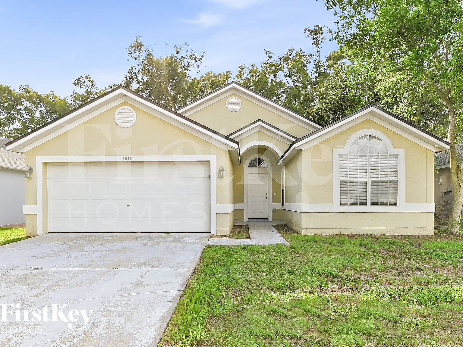 4 bed, 2.0 bath, 1680 sqft, $1,940 — Photo 1