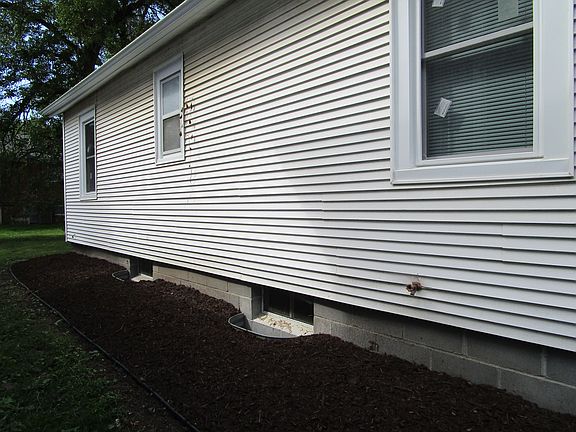 5th image of 915 S 24th St