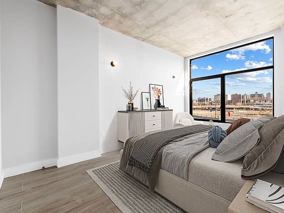 4th image of 101 Macombs Pl APT 2C