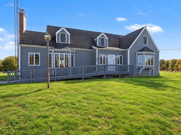 4887 Riverside Rd, Coloma, MI 49038