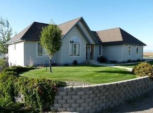 9 Crazy Mountain Rd, Clancy, MT 59634