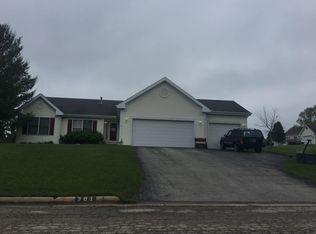301 Golden Eagle Bnd, Machesney Park, IL