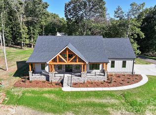 1922 Clay Hill Ln, Lincolnton, NC 28092