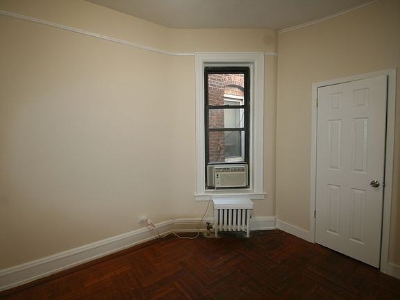 5th image of 519 E 88th St APT 5a