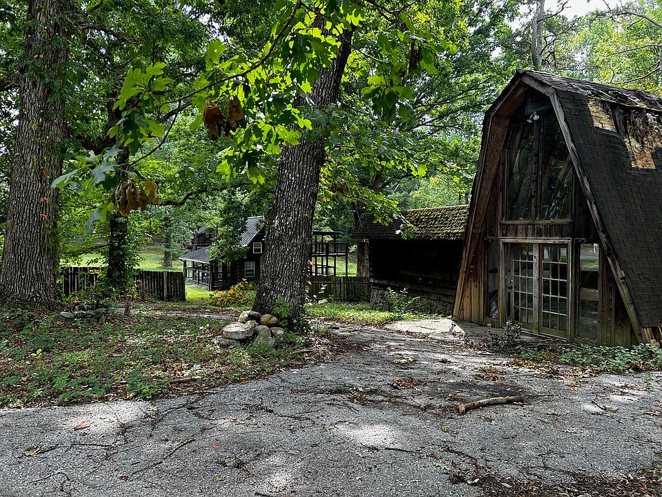 2nd image of 474 Miller Cove Cir