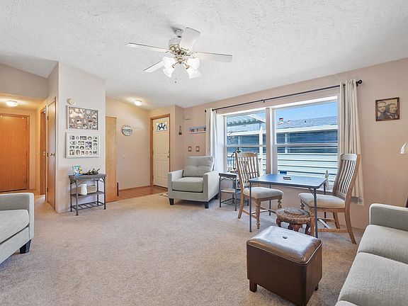5th image of 17002 E Meadowbrook Ln #21