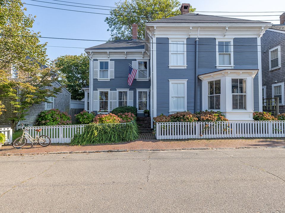 2 Summer St, Nantucket, MA 02554 | Zillow