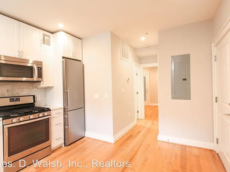 1618 Q St NW #1 — Photo 6