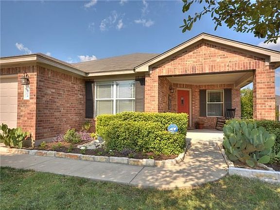 3rd image of 2104 Mir Woods Dr