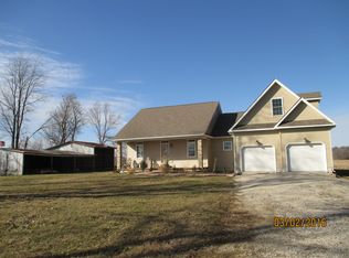 13282 E 800th Ave, Robinson, IL 62454