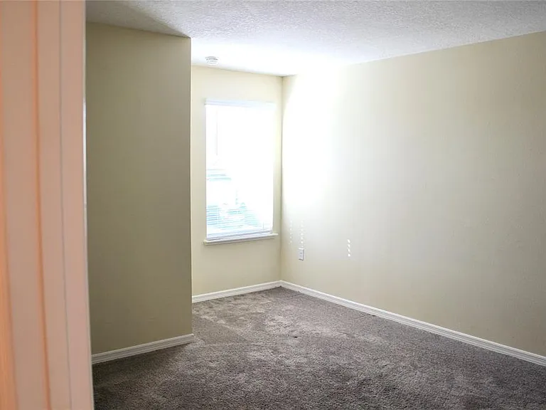 4723 Coral Castle Dr — Photo 14