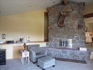 2nd image of 3219 Lloyd Mangrum Ln