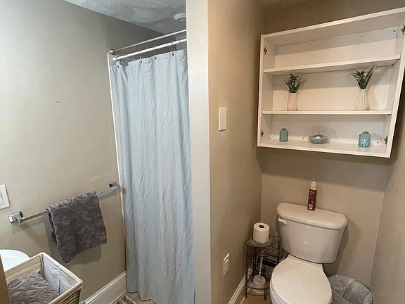 5th image of 15 Johnson St #2