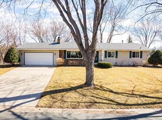 4338 Sequoia Dr, Eagan, MN 55122