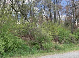 Lakeside Dr, Pleasant Lake, MI 49272