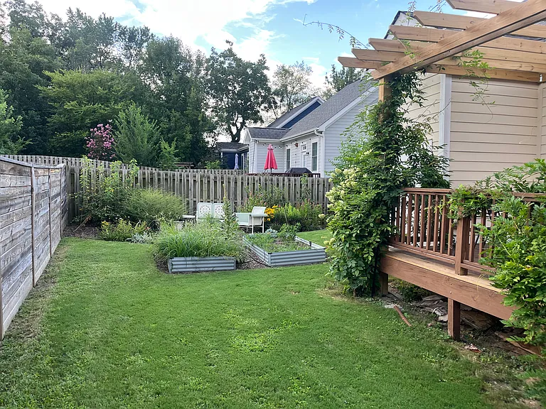 128 Idlewild Ave — Photo 34