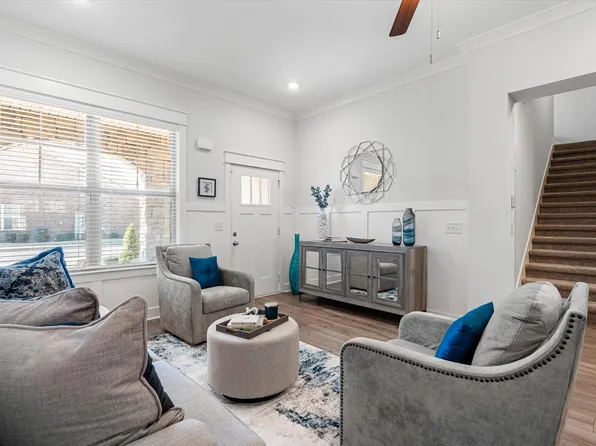 2116 Goby Dr, Murfreesboro, TN 37130