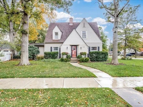 129 W 22nd Ave, Hutchinson, KS 67502