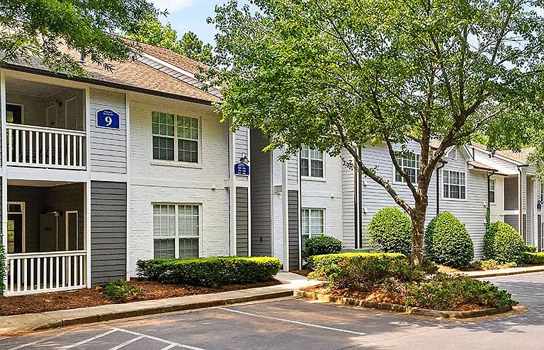 Heights of Kennesaw Apartments — Photo 49
