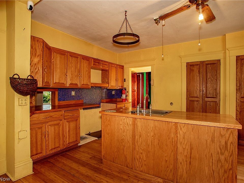 45 W Main St, Quaker City, OH 43773 MLS 4403446 Zillow