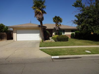 6505 N Anna St, Fresno, CA, 93710