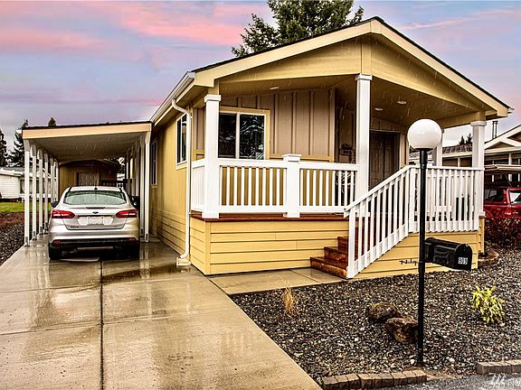 2nd image of 909 Mountain Villa Dr