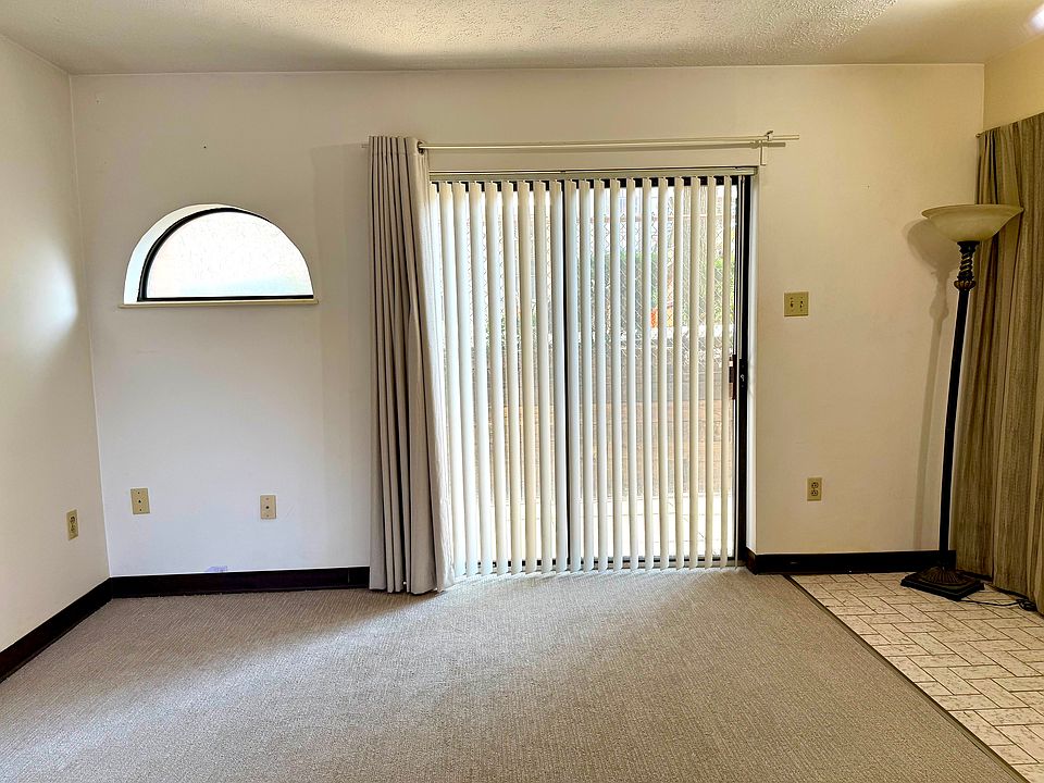 Spacious Living Area
